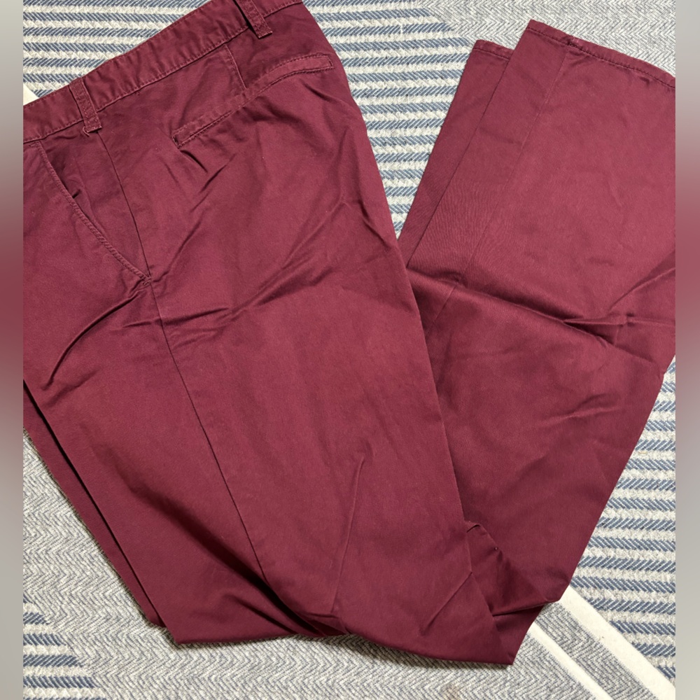 Bullhead Burgundy Slim Pants